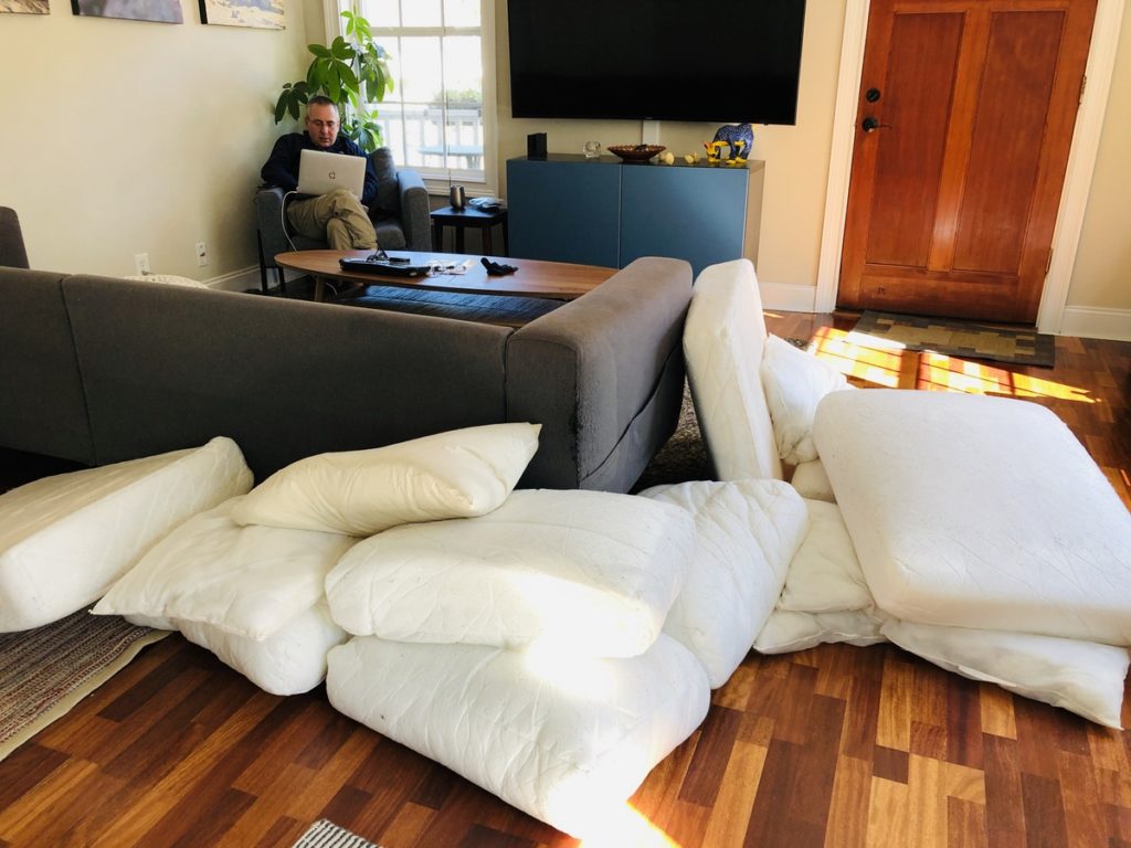 couch - 3 apr 2020